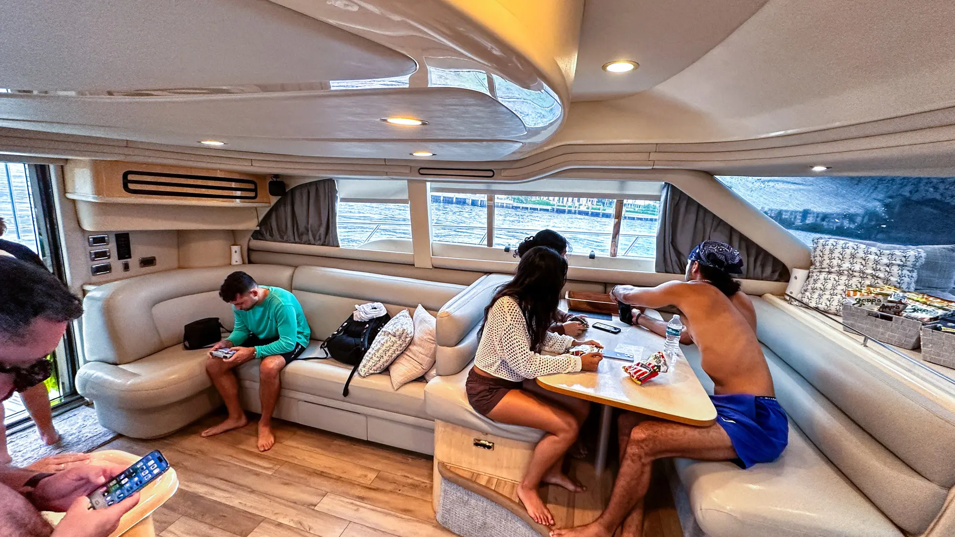 52FT SEA RAY FORT - View 32