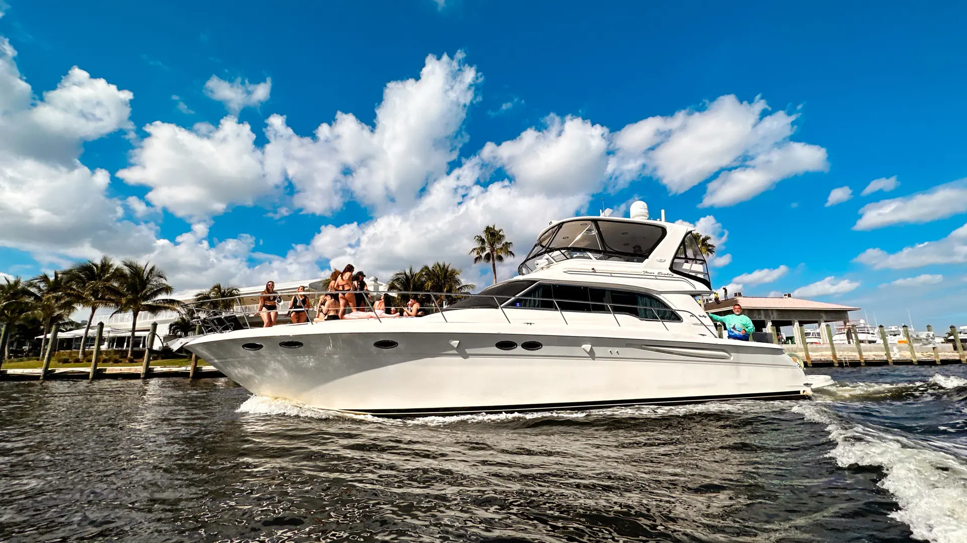52FT SEA RAY FORT - View 43