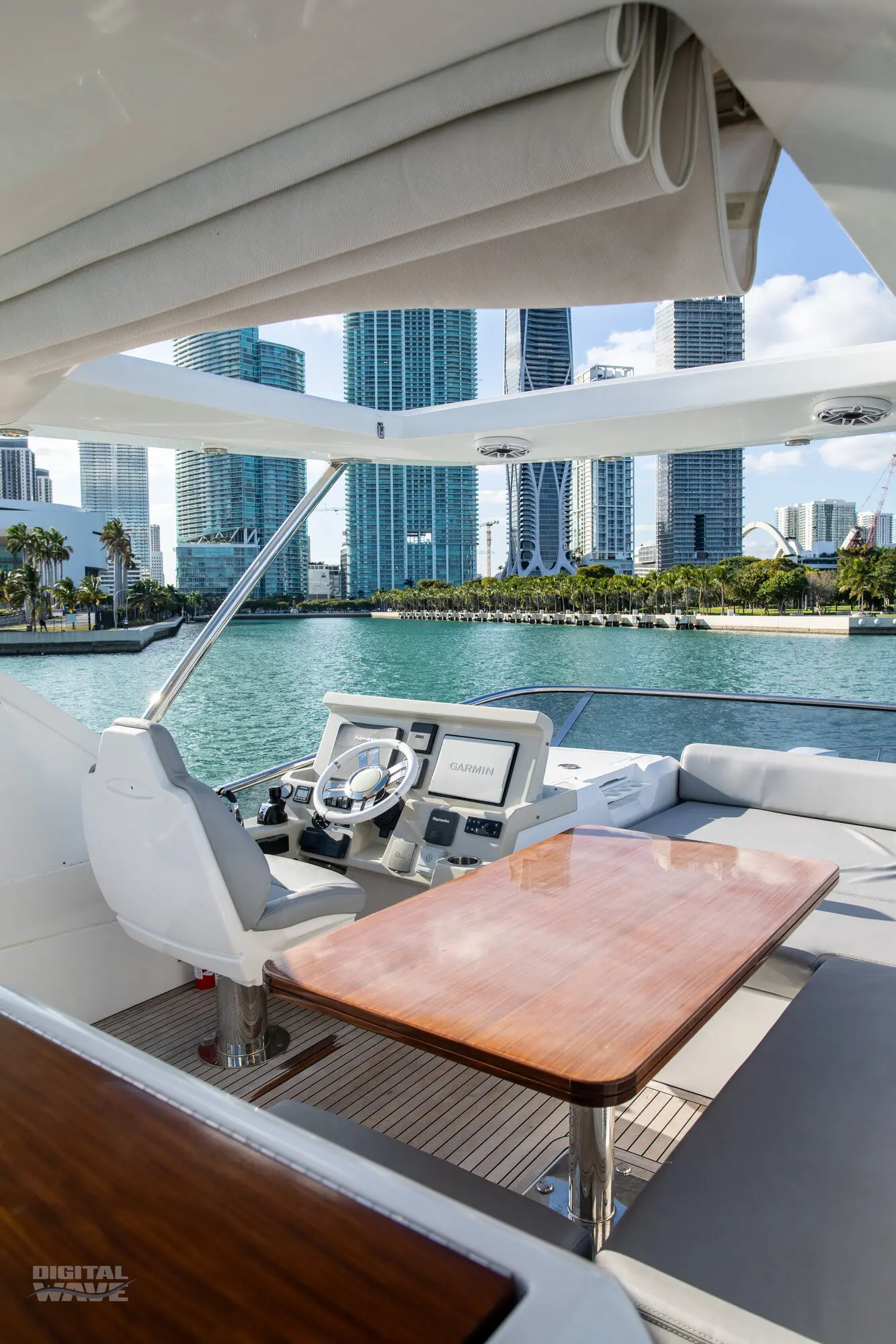 52FT Azimut Flybridge 2020 - View 14