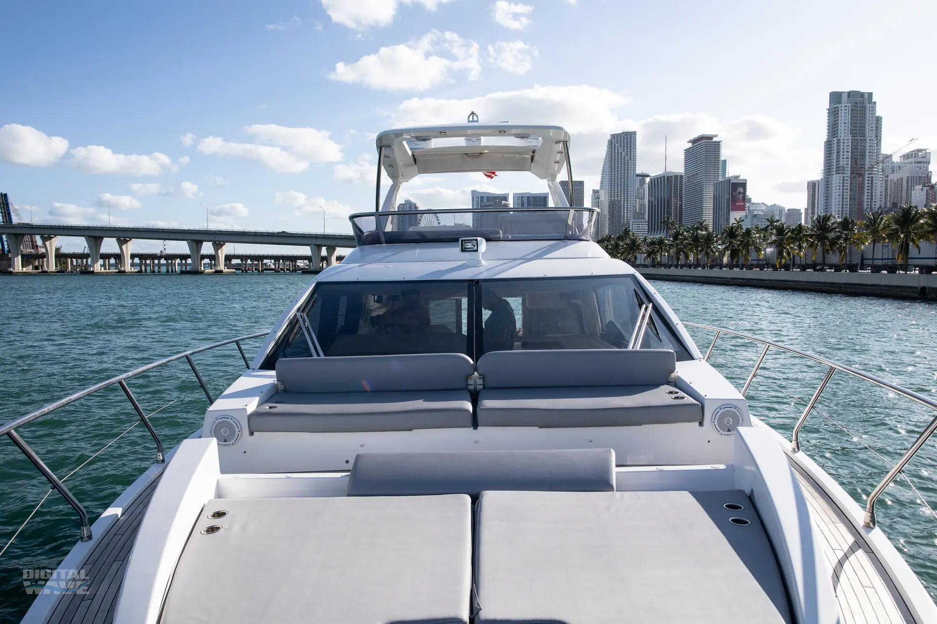 52FT Azimut Flybridge 2020 - View 19