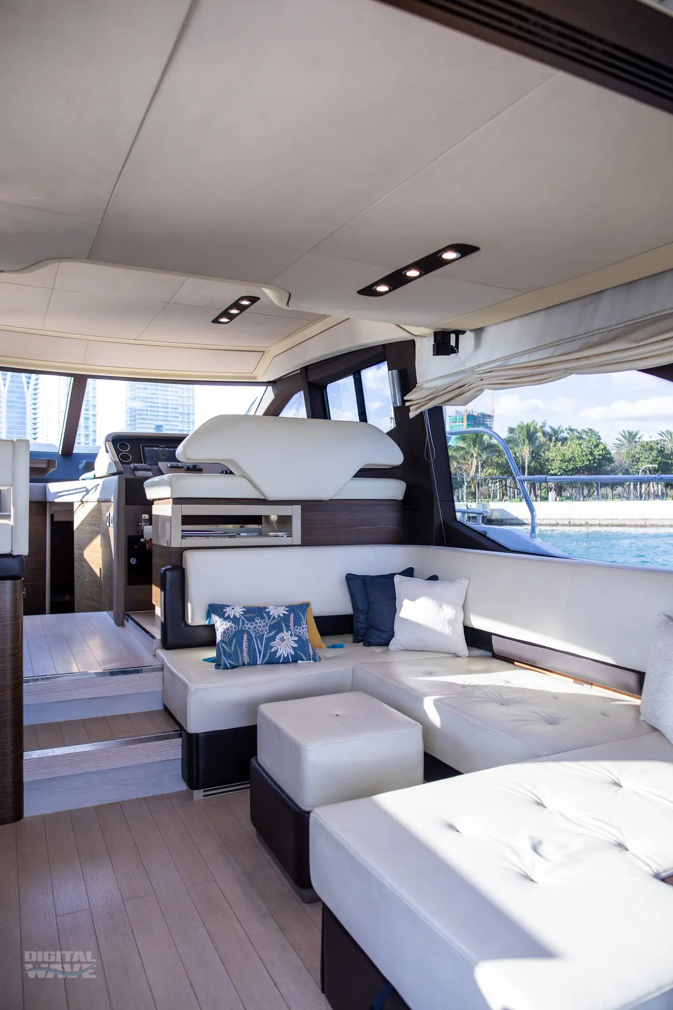 52FT Azimut Flybridge 2020 - View 22