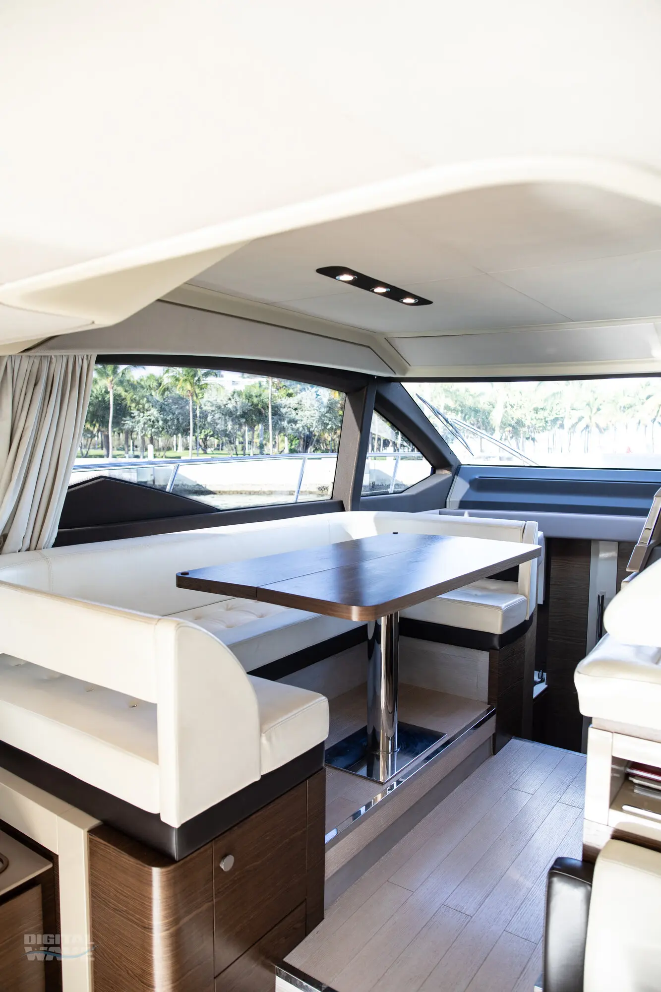 52FT Azimut Flybridge 2020 - View 27