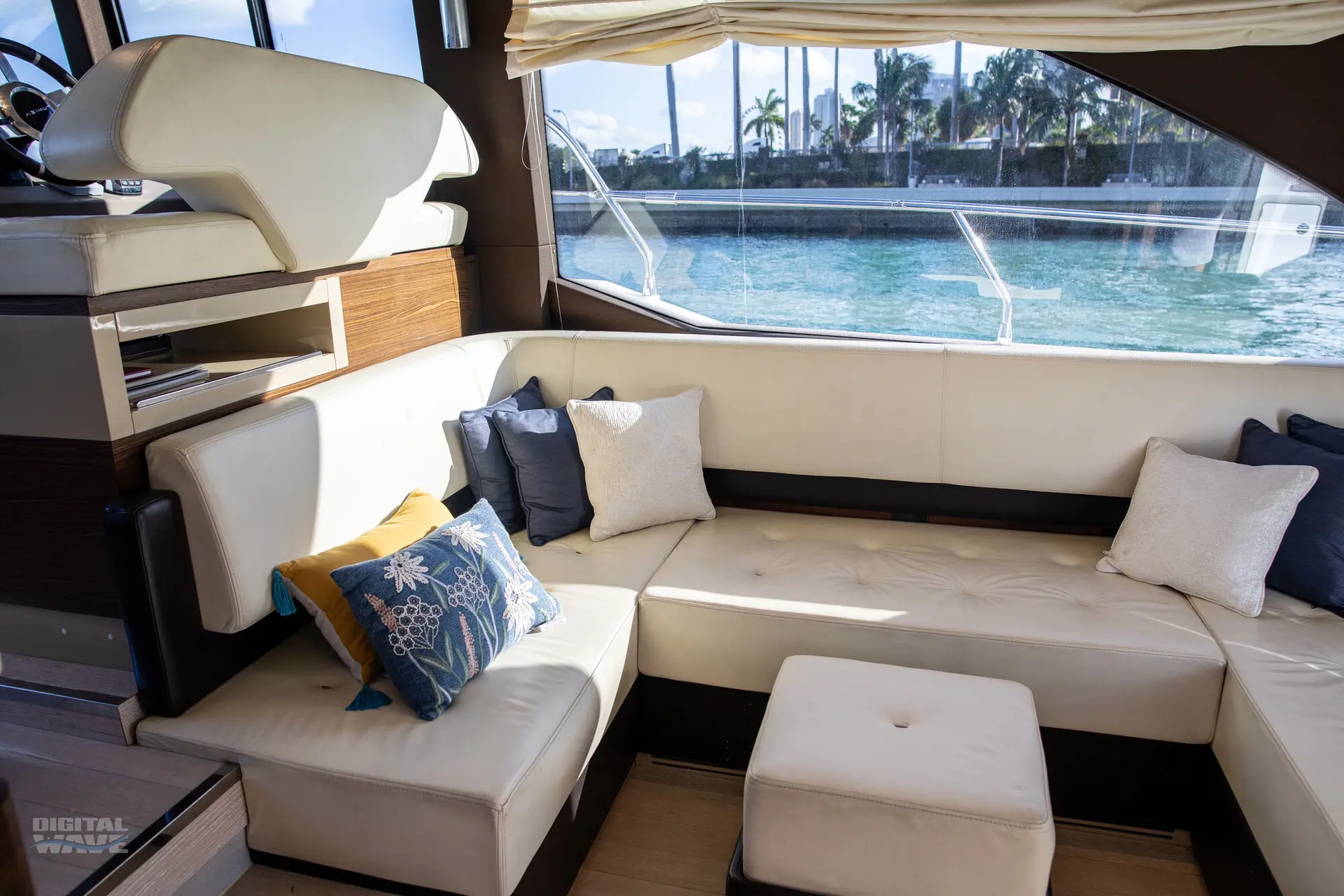 52FT Azimut Flybridge 2020 - View 28