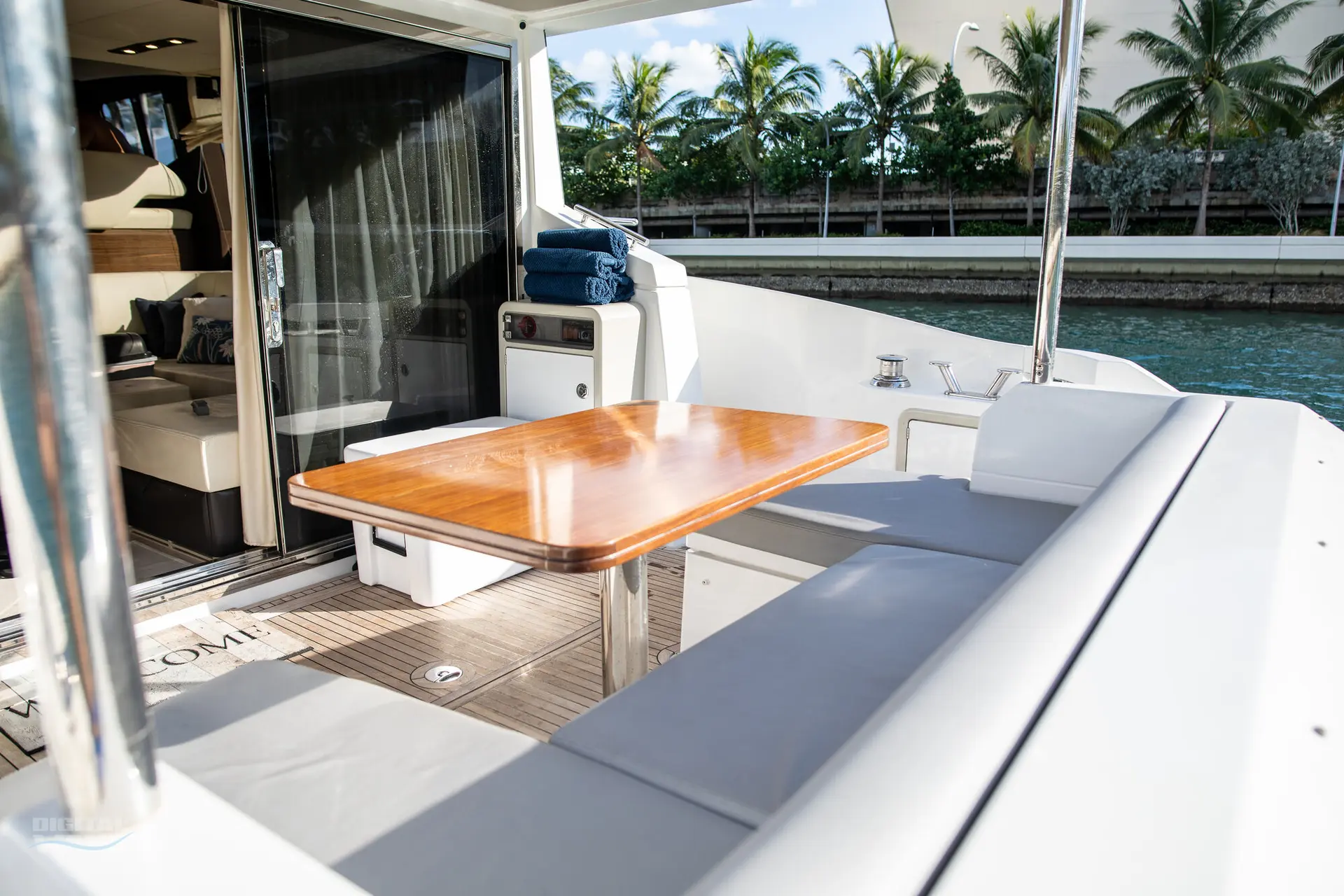 52FT Azimut Flybridge 2020 - View 31