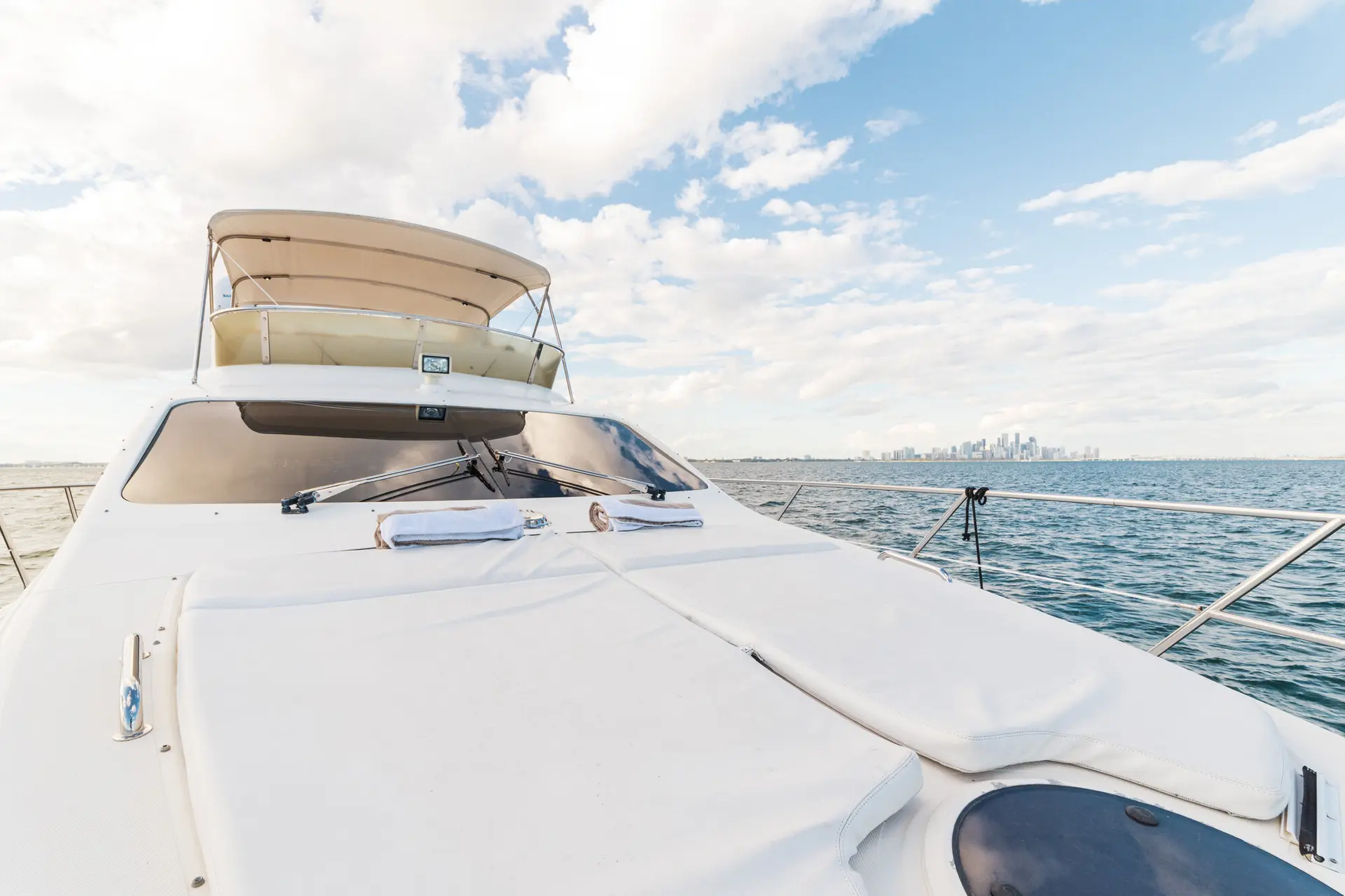 55 AZIMUT FLY - View 8
