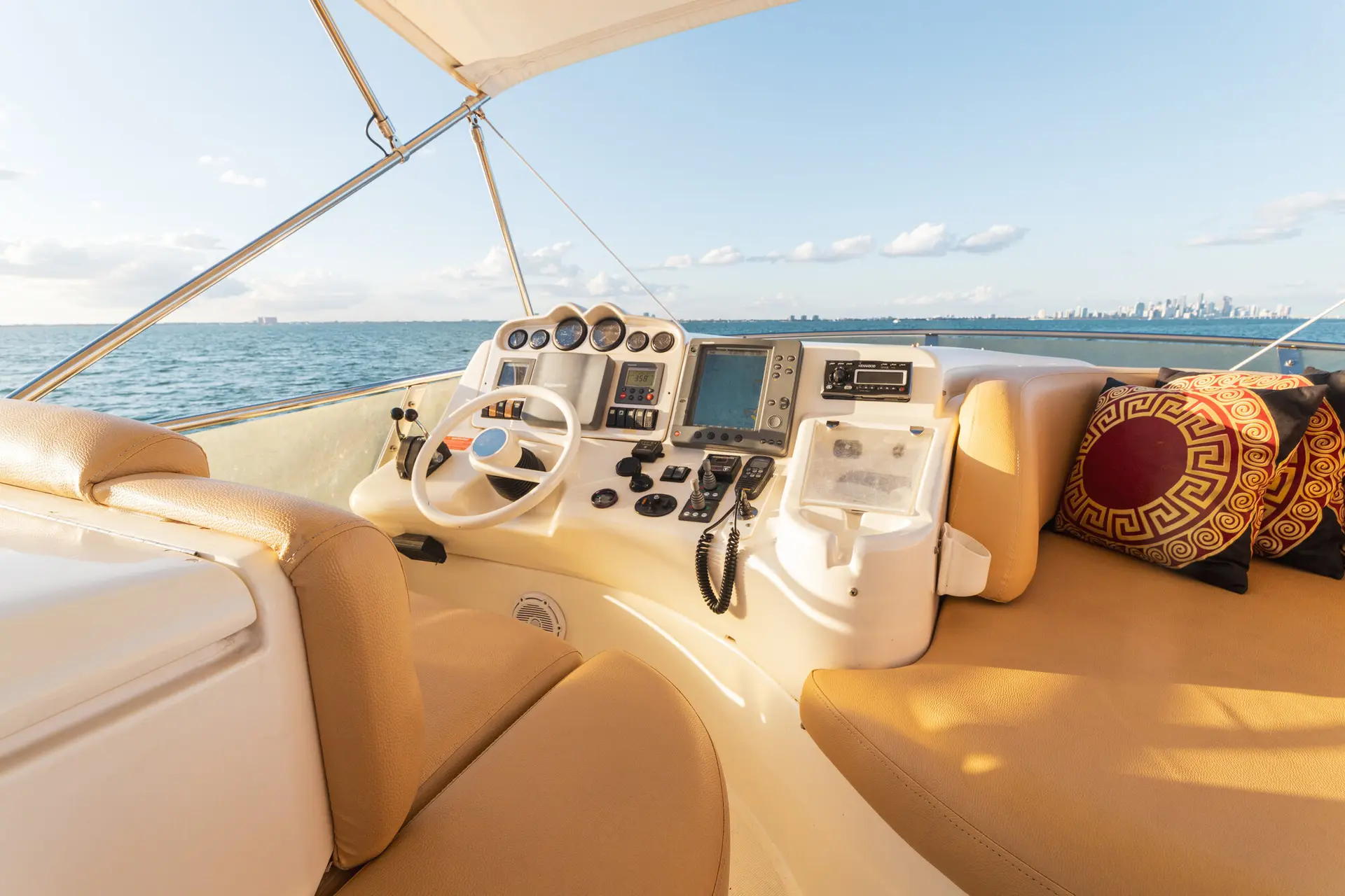 55 AZIMUT FLY - View 16