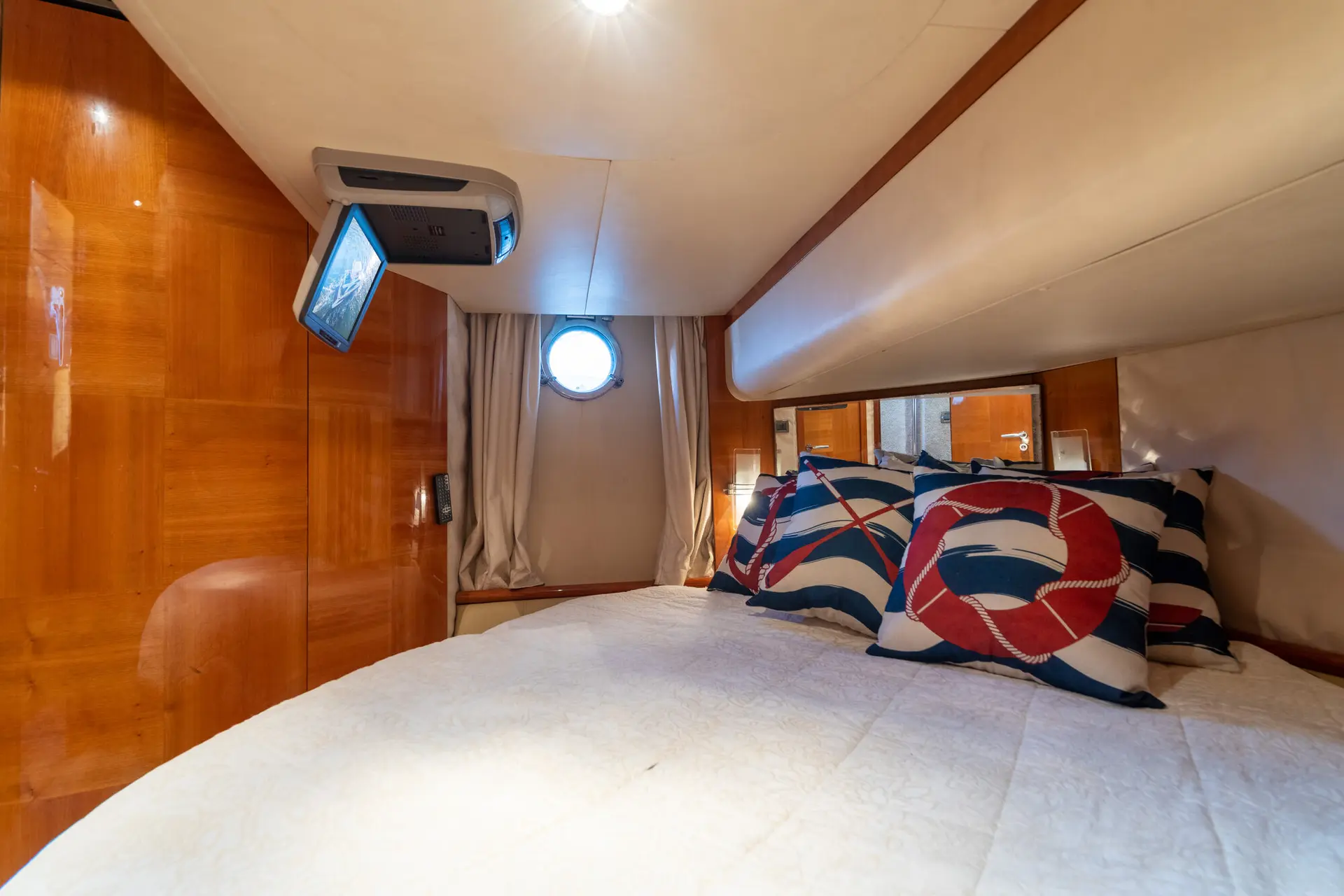 55 AZIMUT FLY - View 28