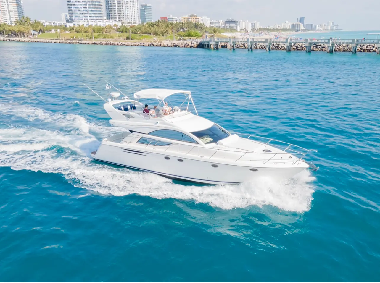 57FT FAIRLINE FLYBRIDGE - View 26