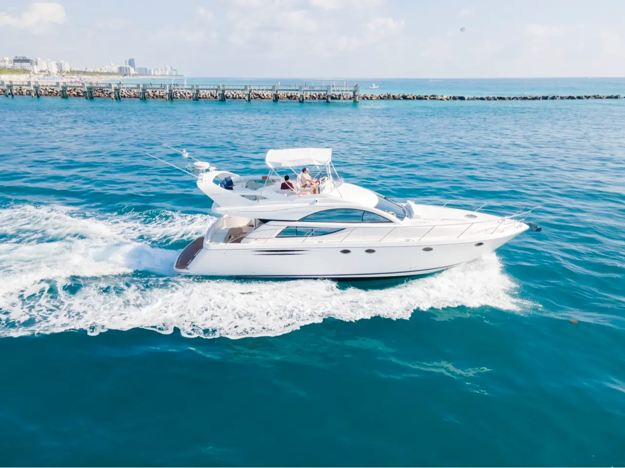 57FT FAIRLINE FLYBRIDGE - View 27