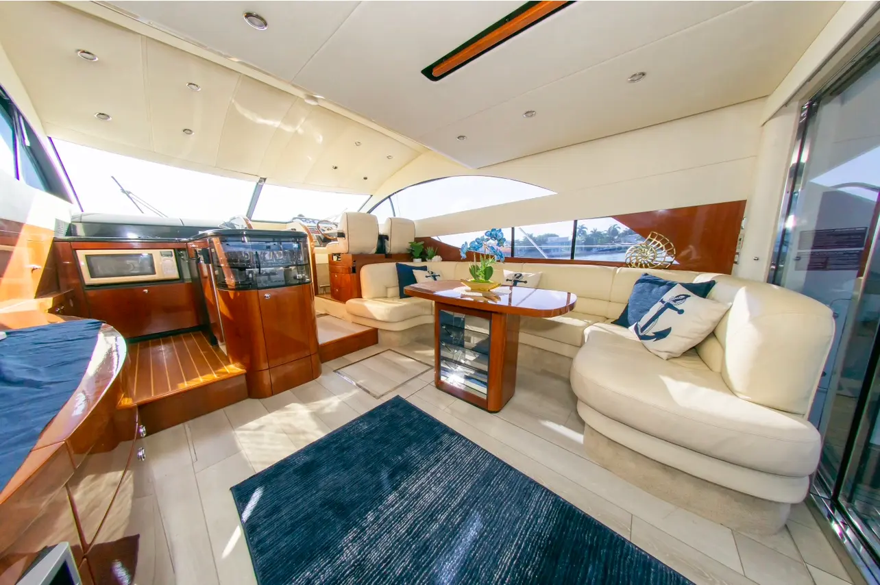 57FT FAIRLINE FLYBRIDGE - View 36