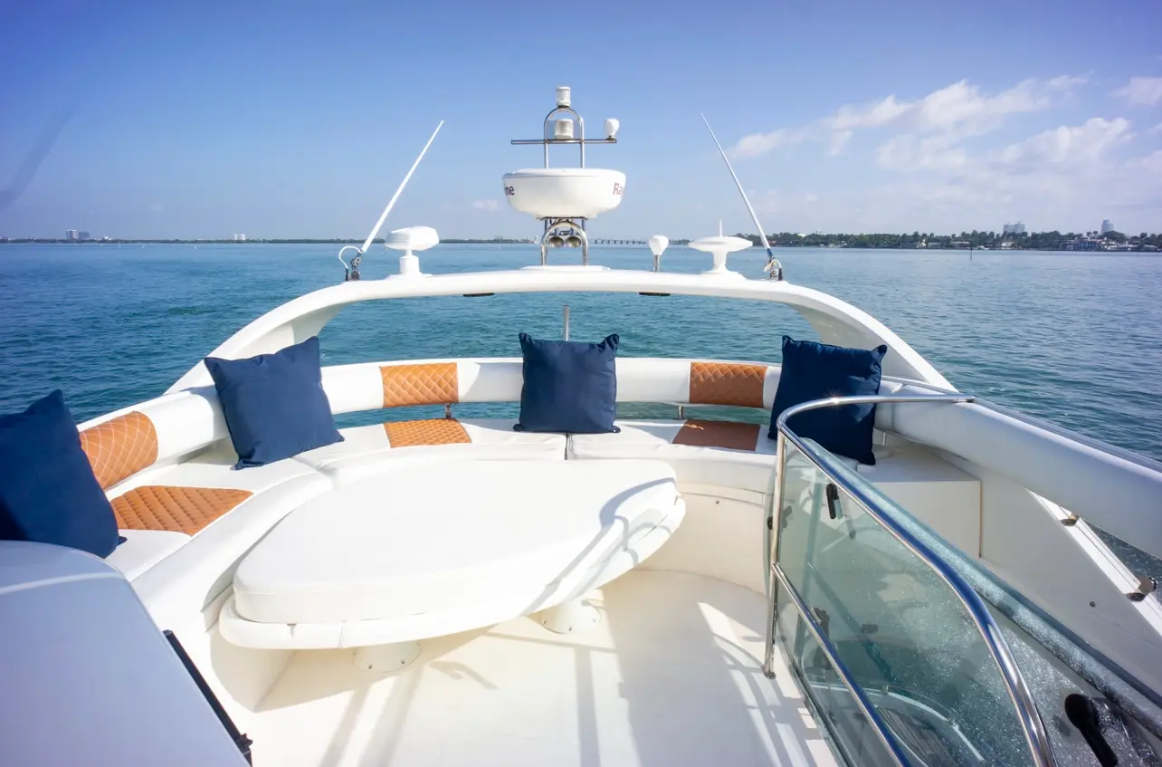 57FT FAIRLINE FLYBRIDGE - View 47