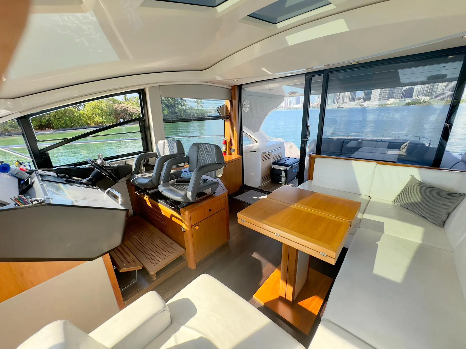 60FT PREDATOR - View 21