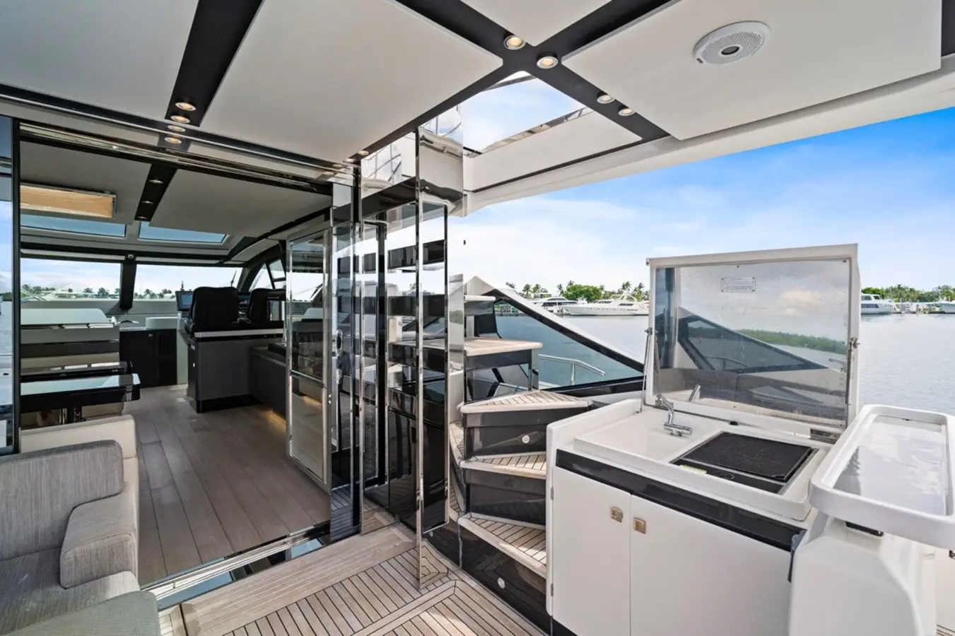 72FT AZIMUT - View 4