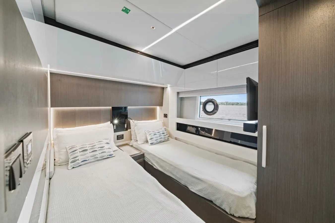 72FT AZIMUT - View 12