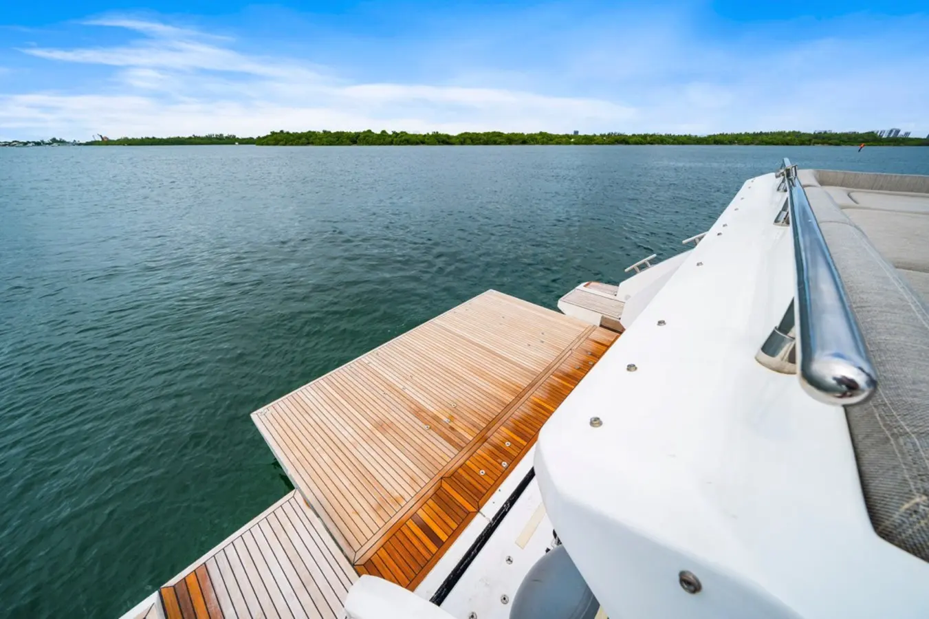72FT AZIMUT - View 27