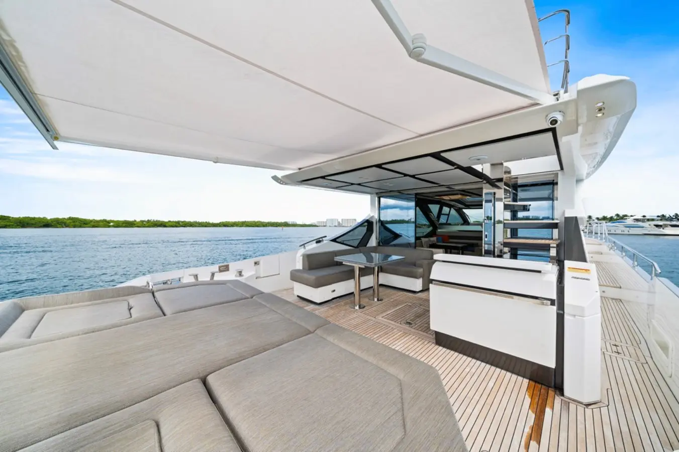 72FT AZIMUT - View 28
