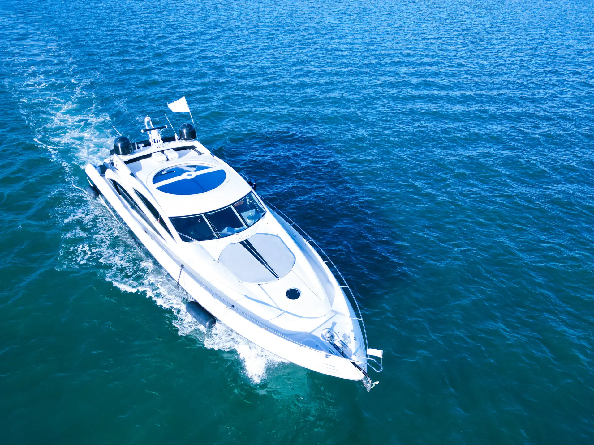 82FT SUNSEEKER PREDATOR - View 7