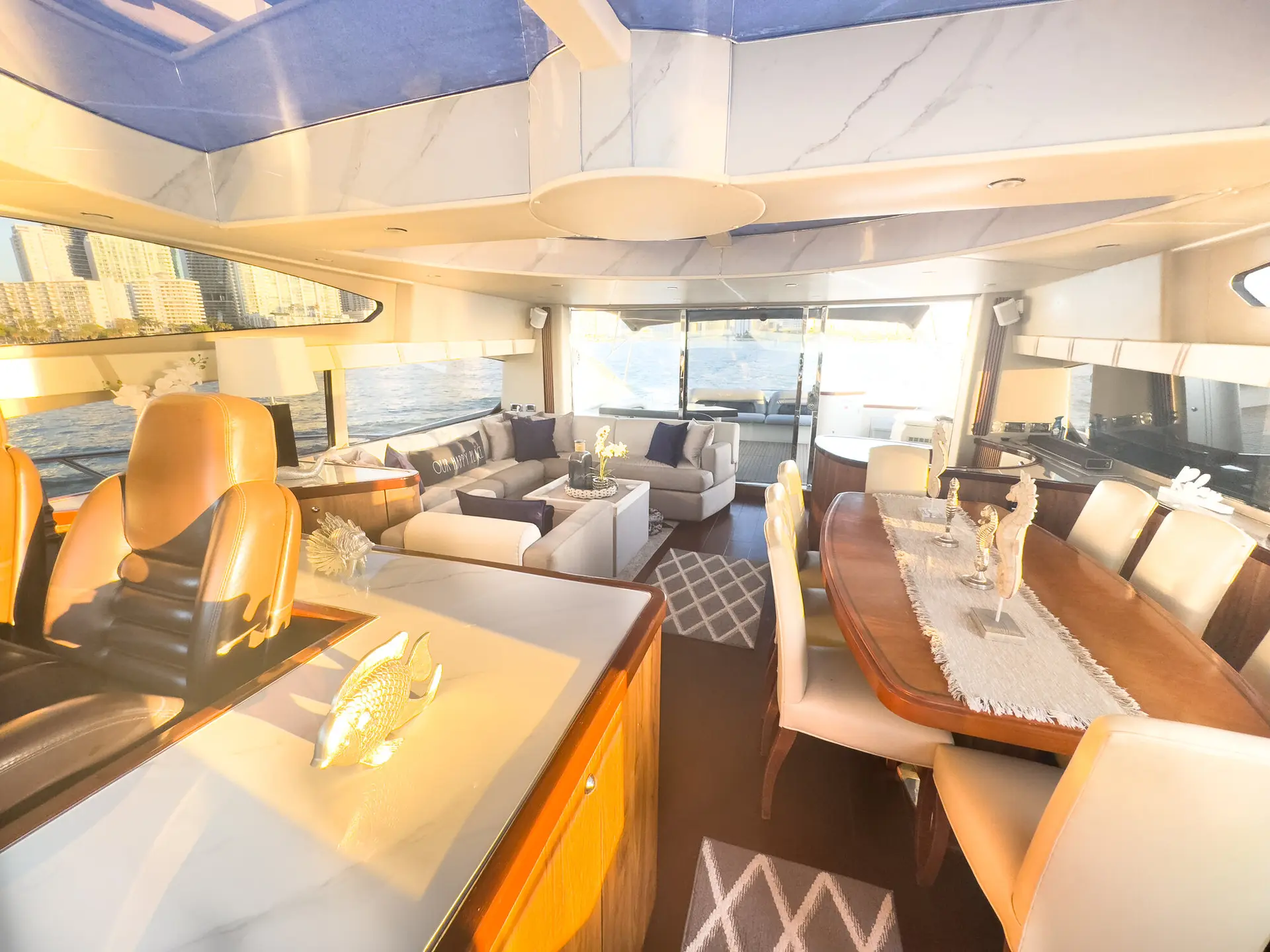 82FT SUNSEEKER PREDATOR - View 28