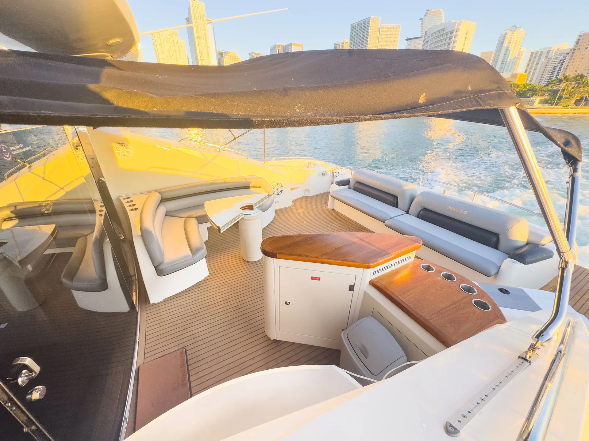 82FT SUNSEEKER PREDATOR - View 31