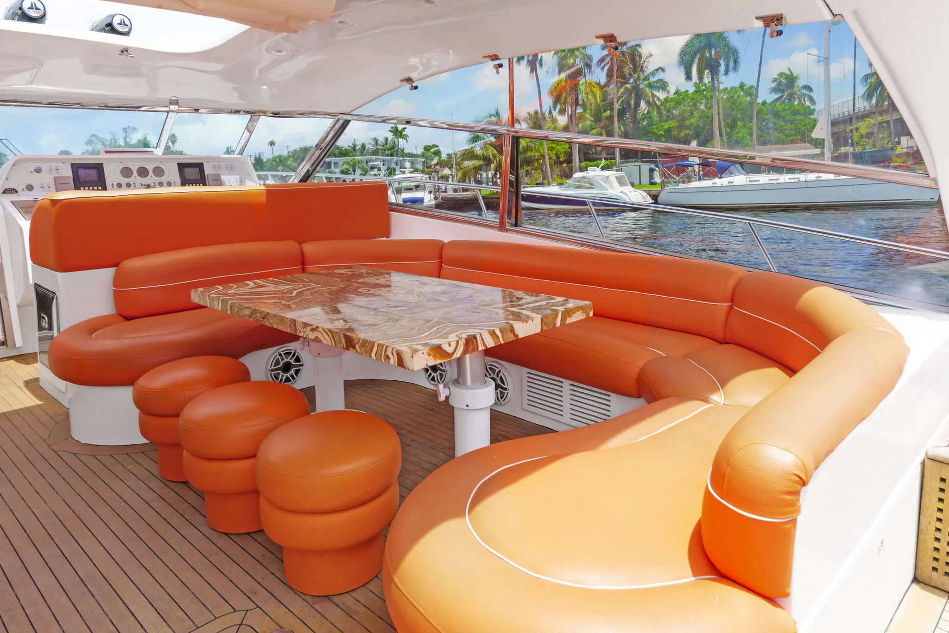 85FT BAIA - View 14