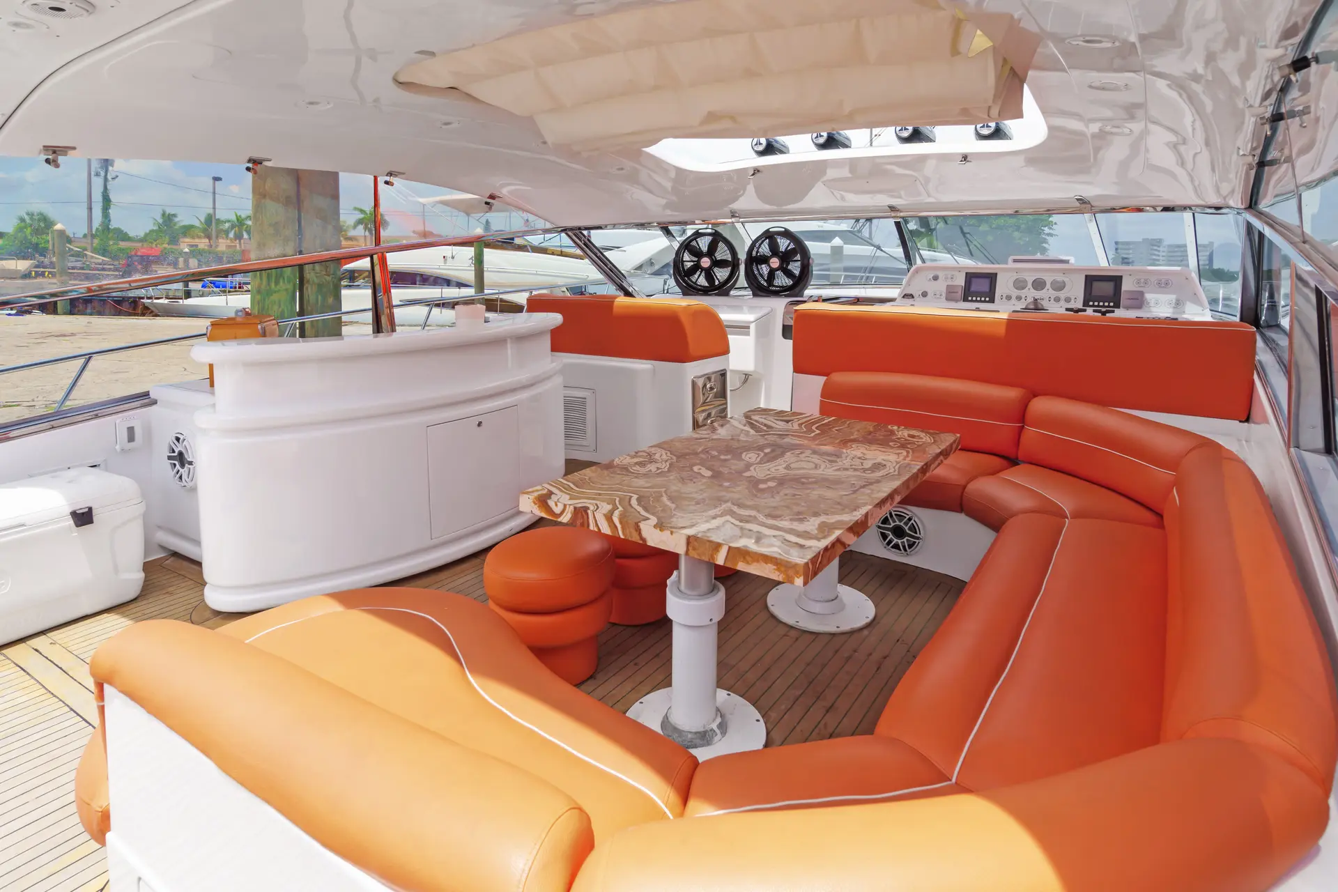 85FT BAIA - View 15
