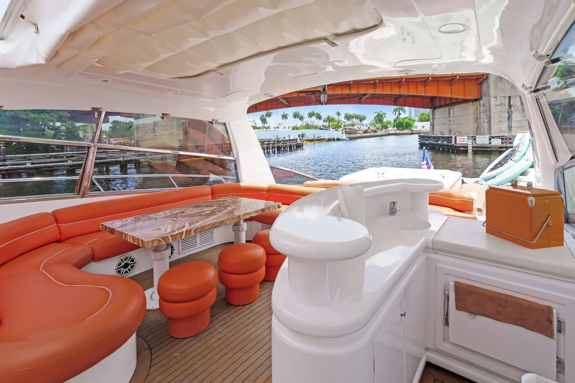 85FT BAIA - View 16