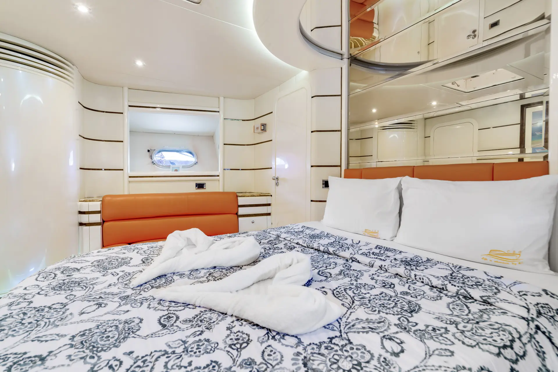 85FT BAIA - View 31