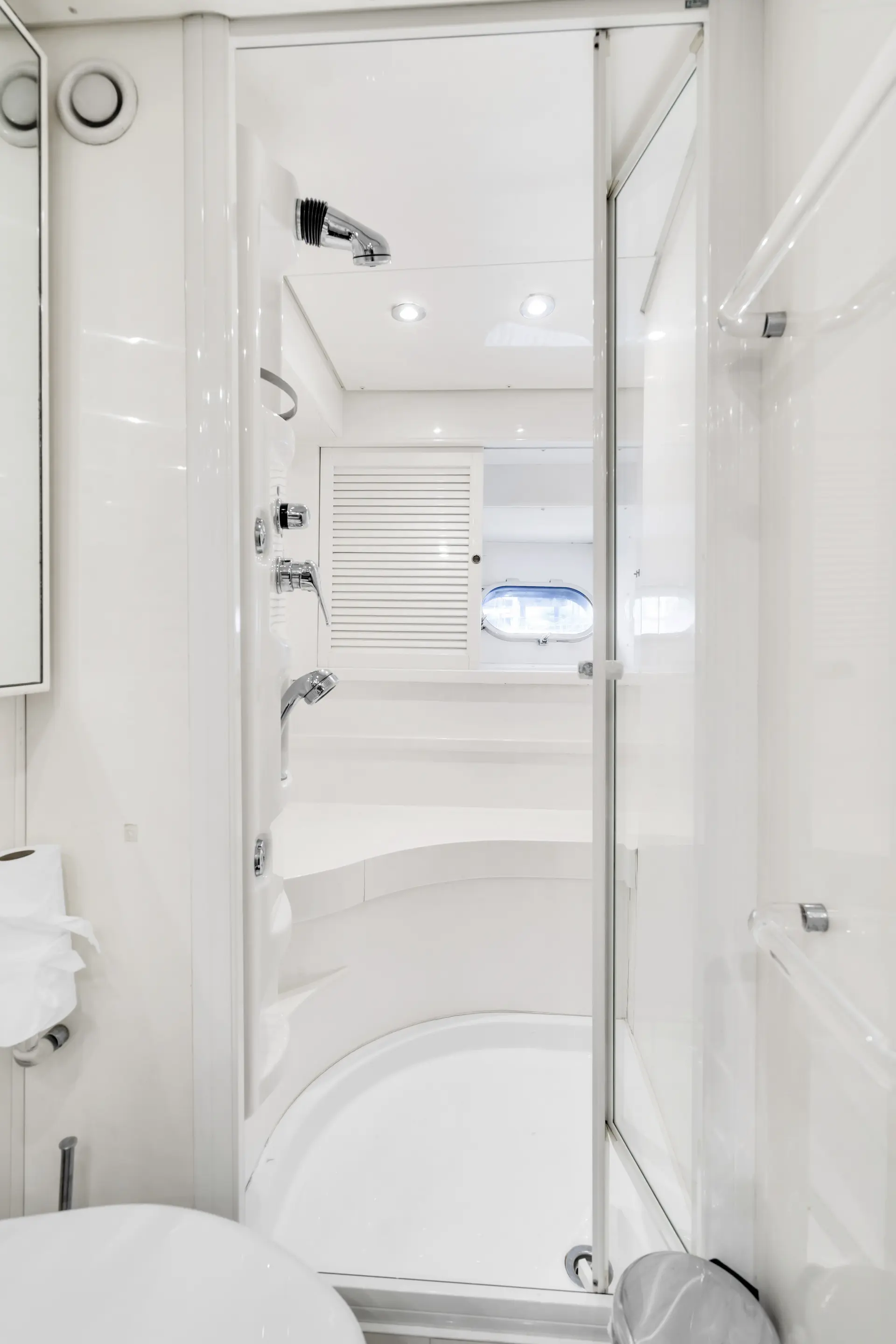 85FT BAIA - View 34
