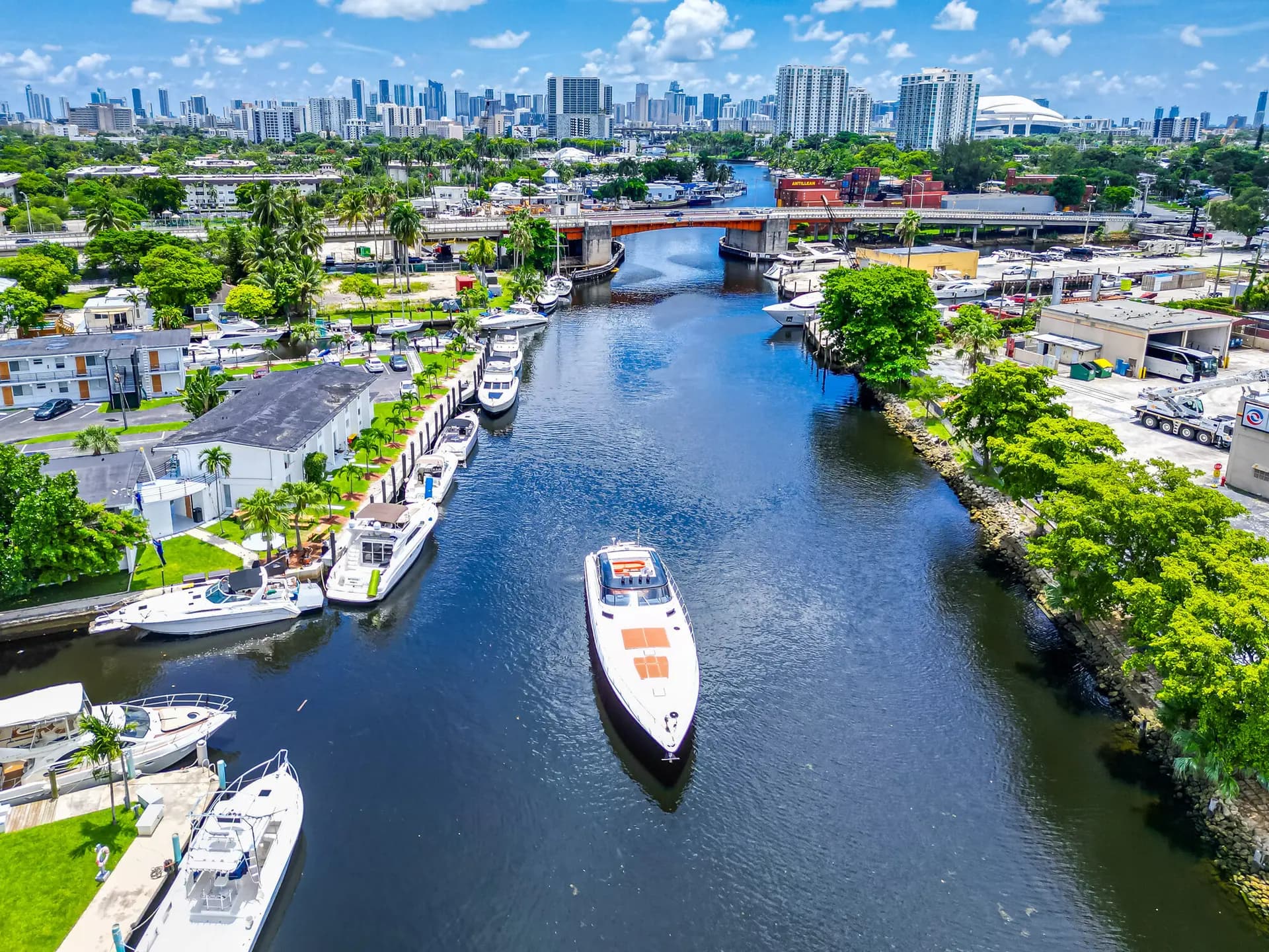 85FT BAIA - View 43