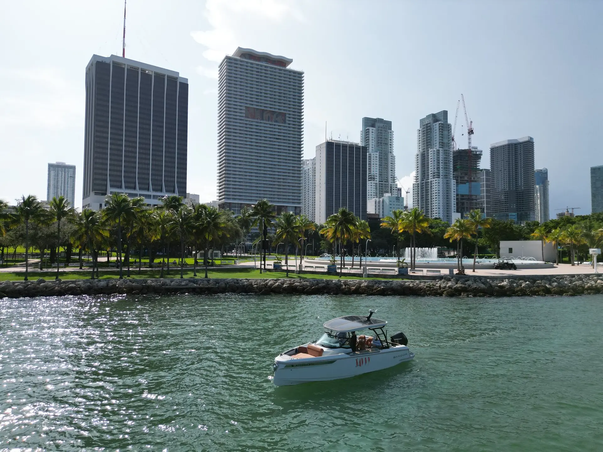Saxdor 28ft in Miami! - View 5