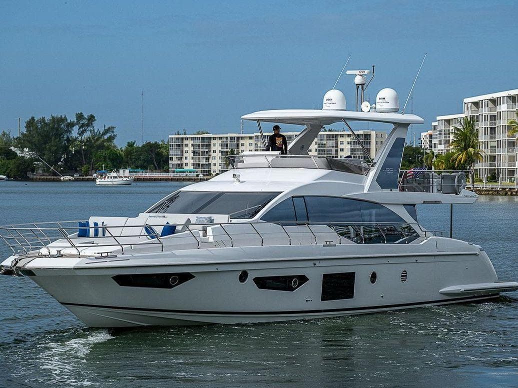  70ft Azimut in Miami