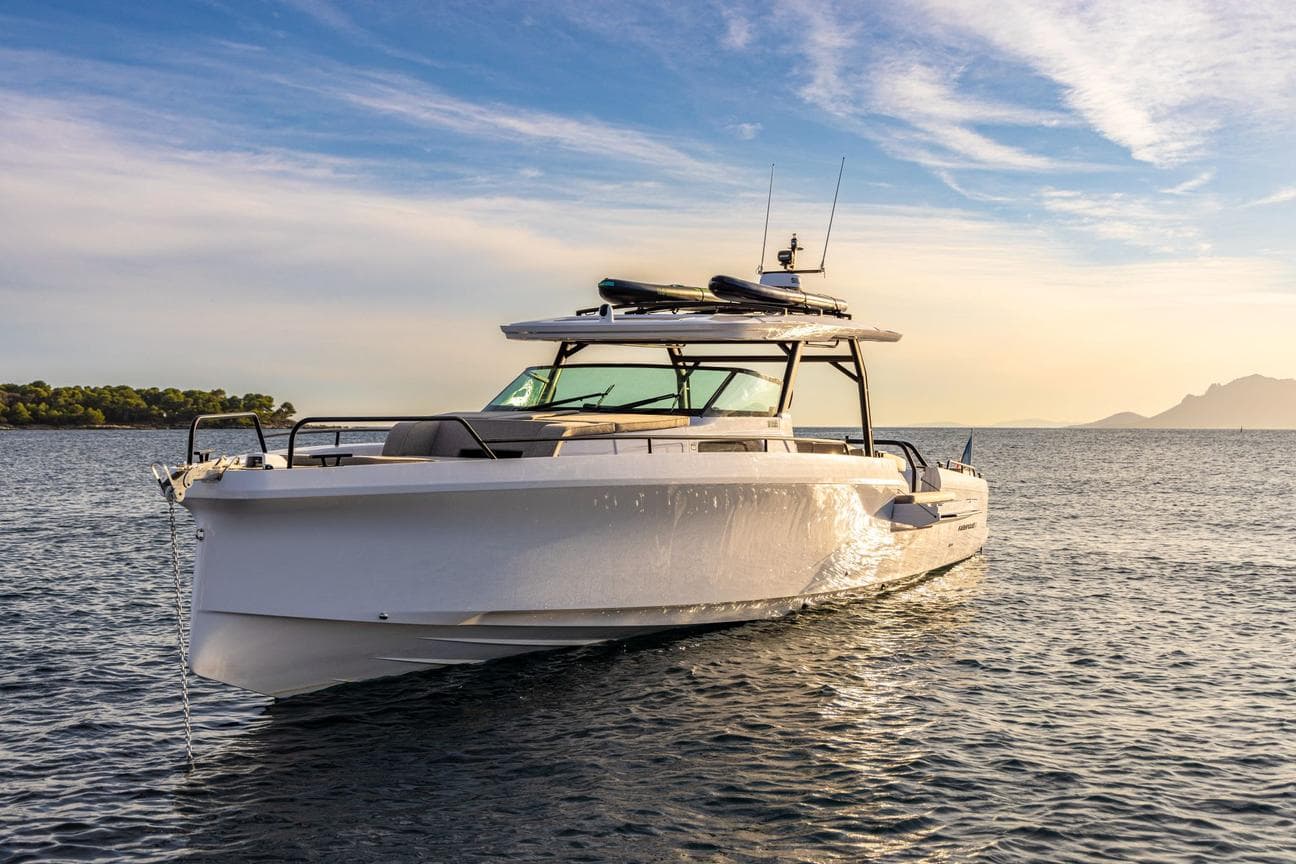 45FT Axopar XC Cross Cabin