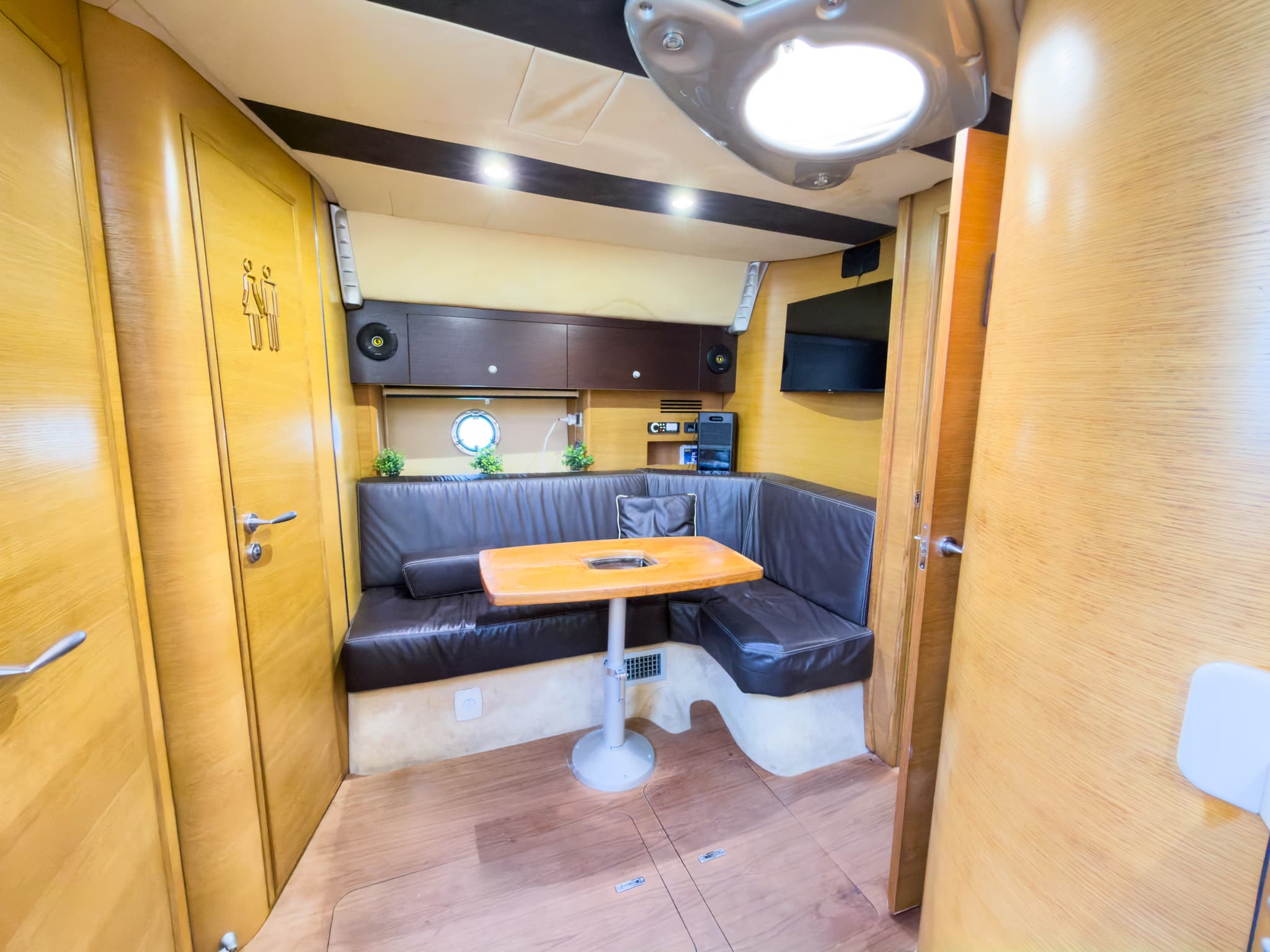 48ft Cranchi Motor Yacht in Miami! - View 5