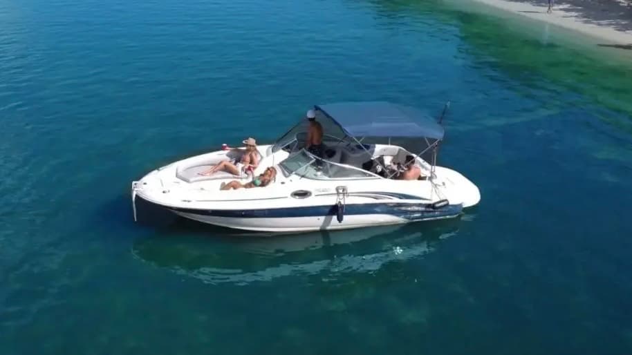 26FT SEA RAY SUNDECK - View 9