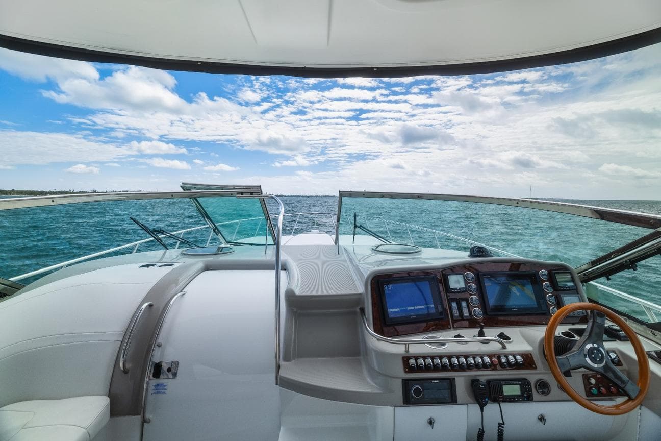 52ft Formula - View 3
