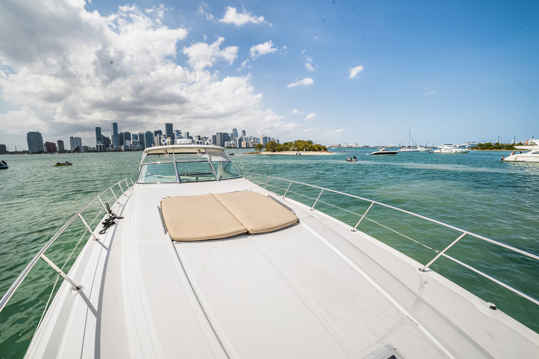 54FT SEA RAY SUNDANCER - View 9