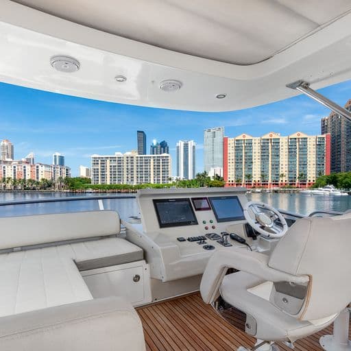 70FT AZIMUT - View 3