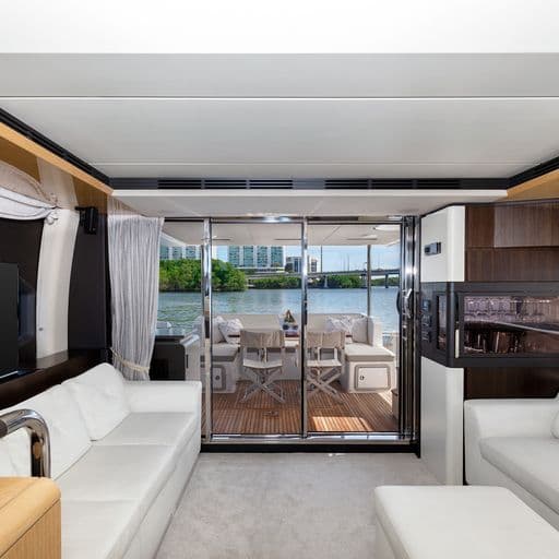 70FT AZIMUT - View 2