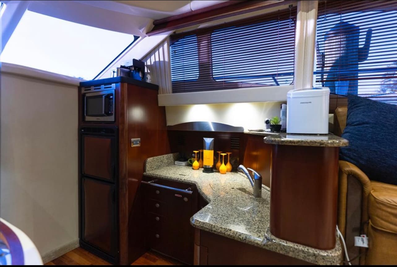 48ft Sea Ray Sundancer - View 15