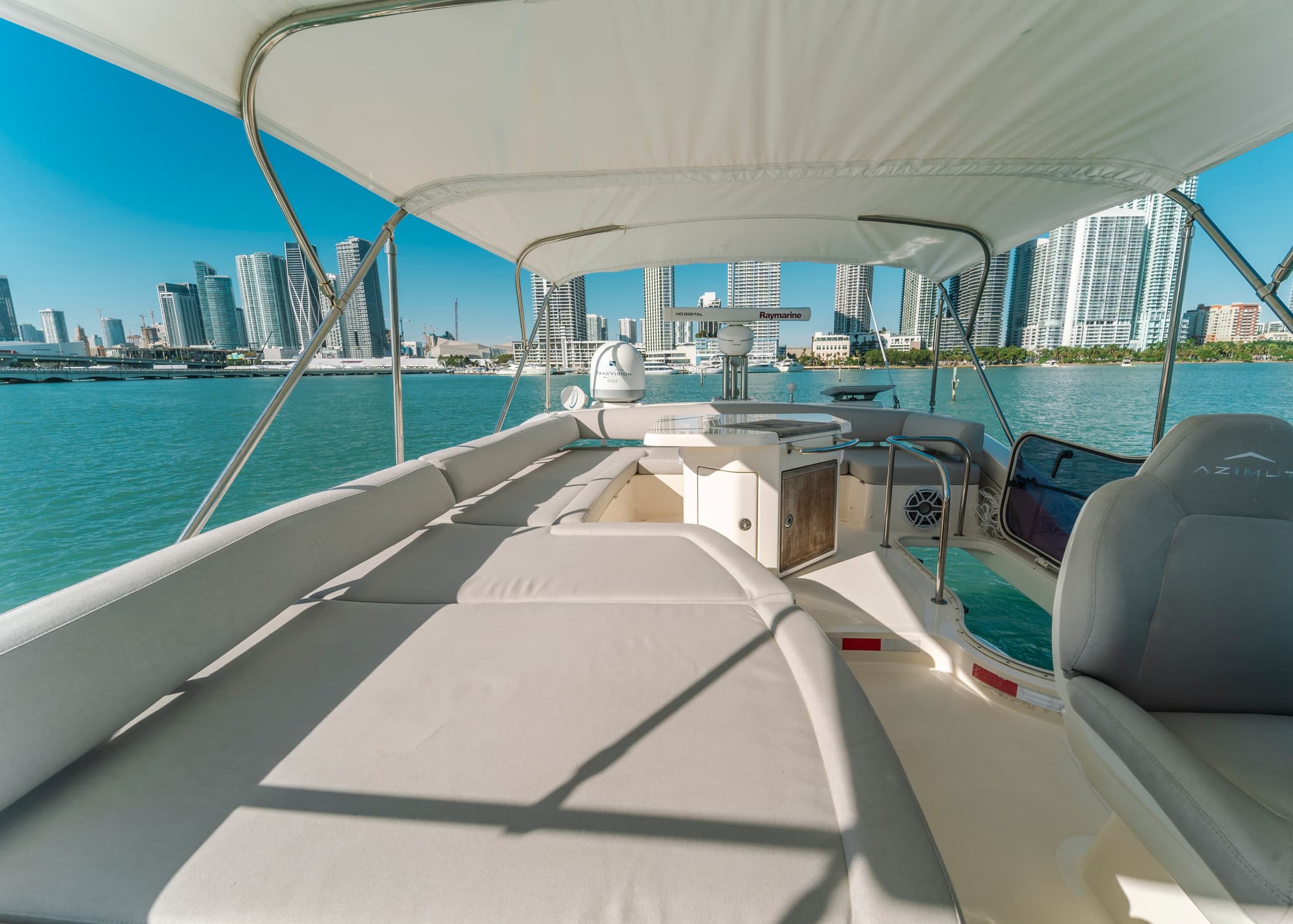  55ft Azimut Yacht - View 4