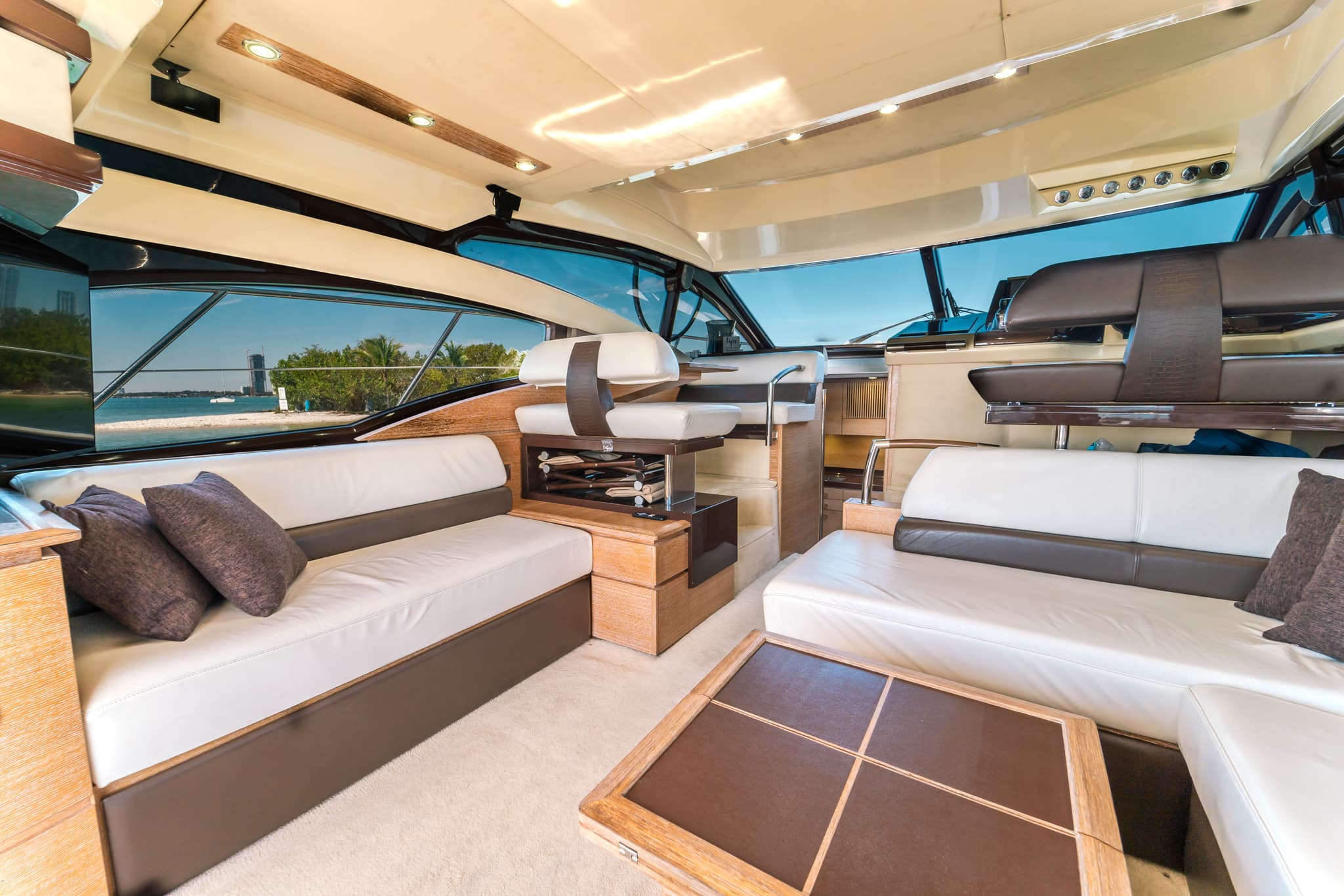  55ft Azimut Yacht - View 3