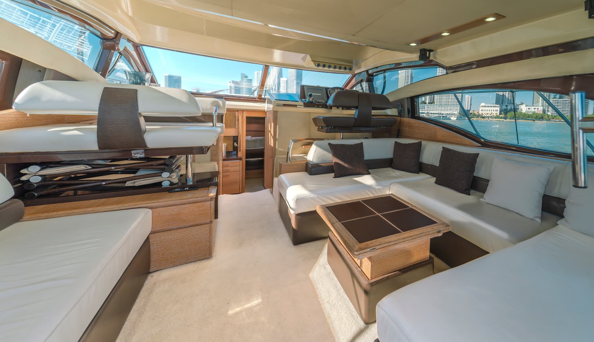  55ft Azimut Yacht - View 11