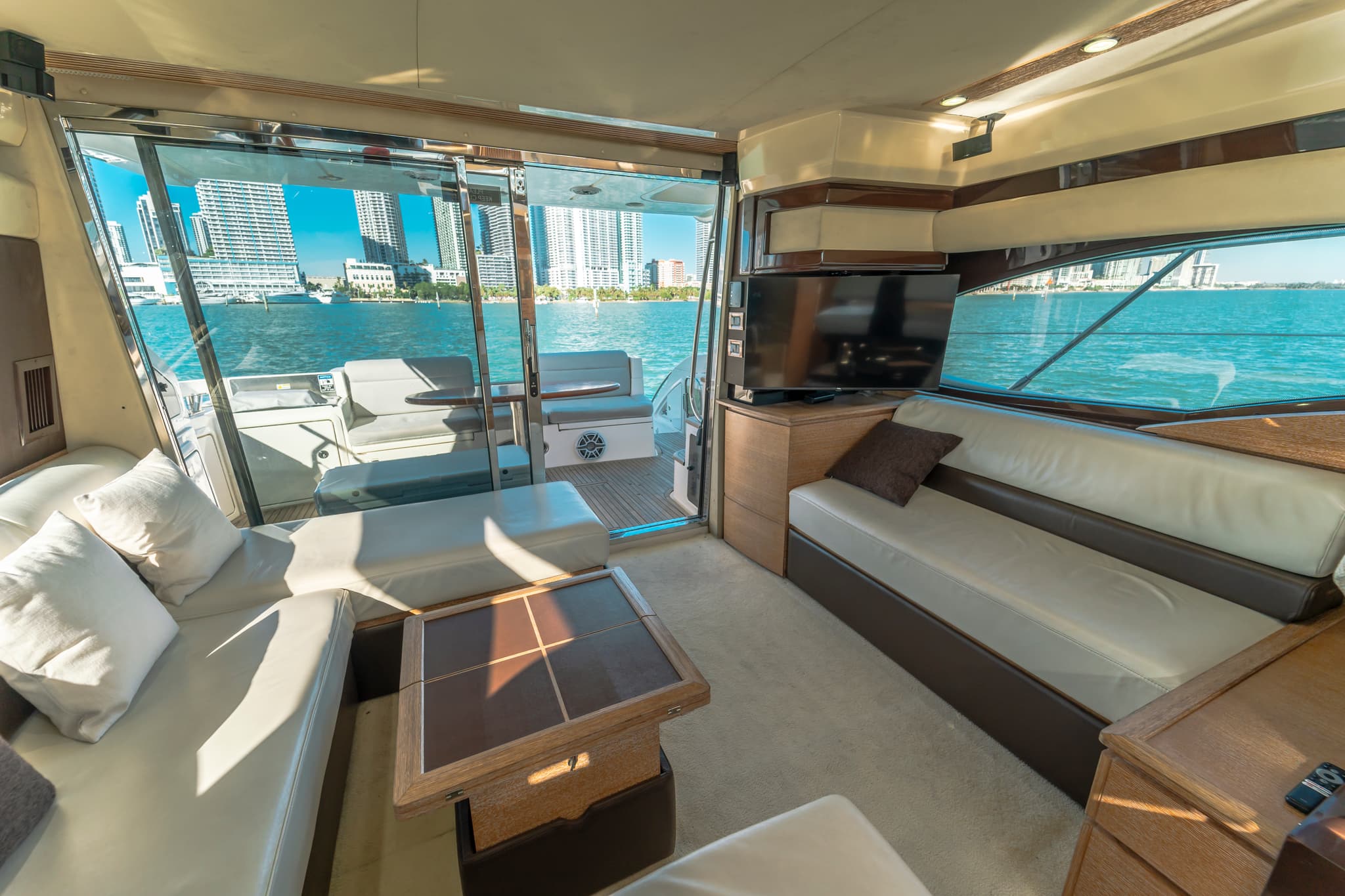  55ft Azimut Yacht - View 8
