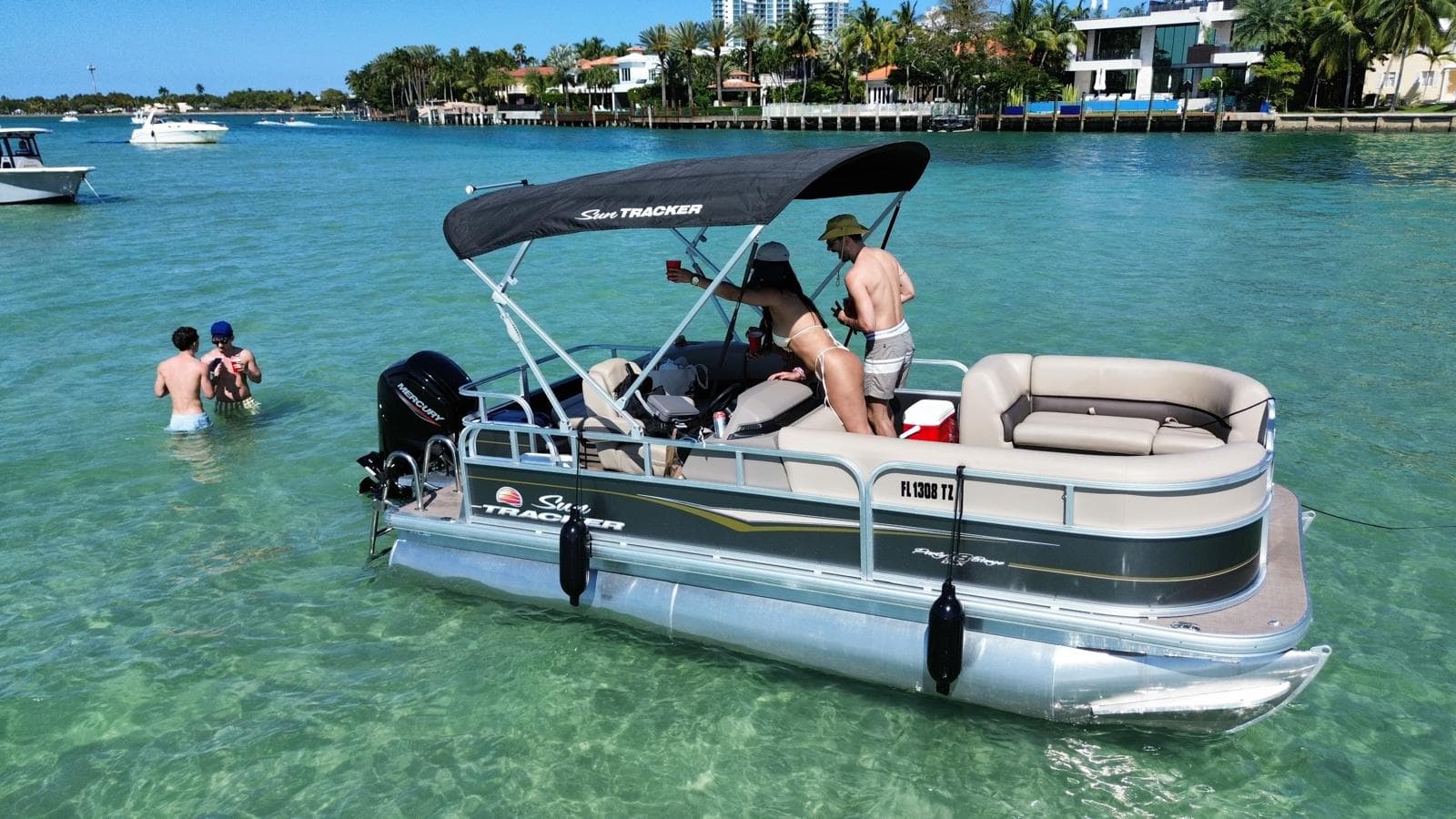 🛥️ 20FT Pontoon Experience - View 1
