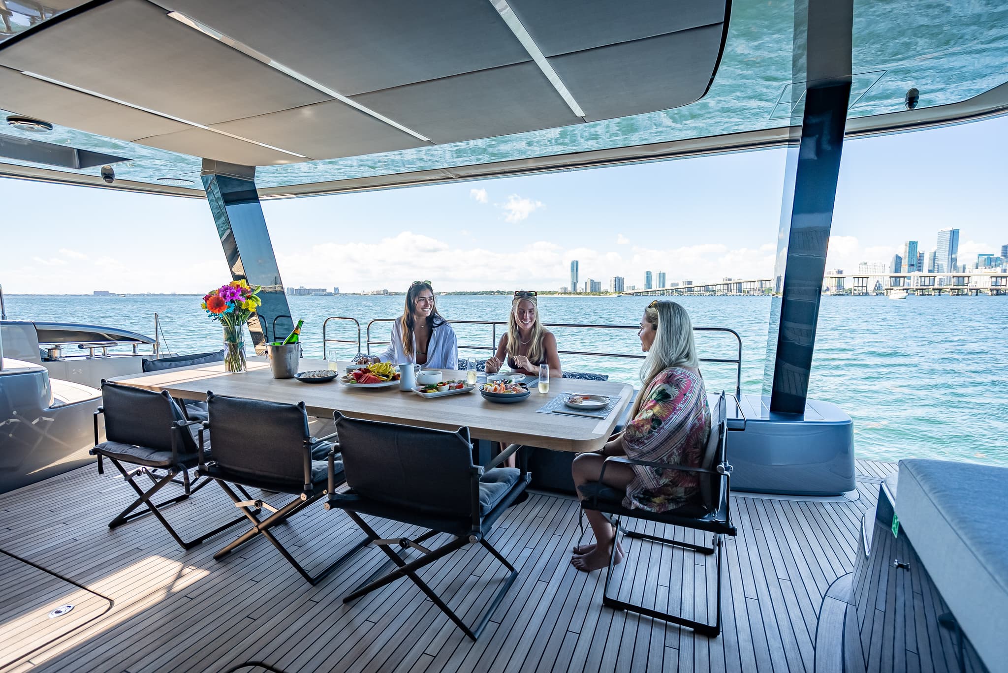 70FT 2026 SUNREEF POWER CATAMARAN - View 21