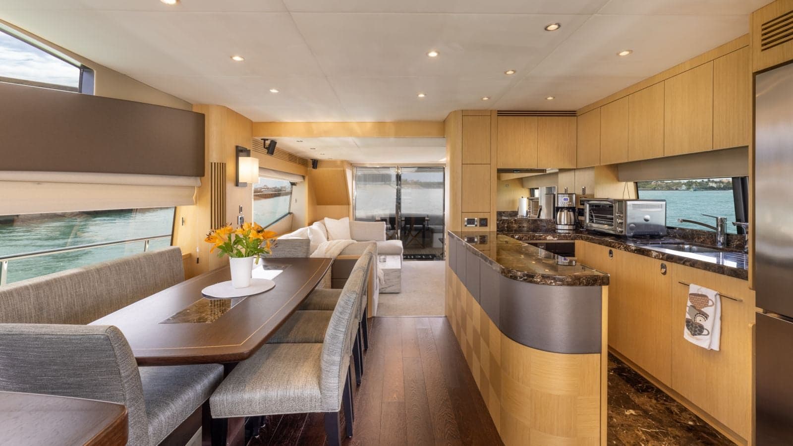 78’ Sunseeker HELIOS Mega Yacht – Ultimate Space & Luxury Comfort - View 7