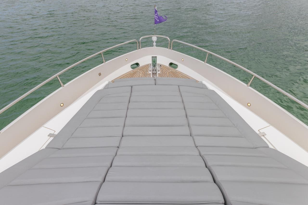 78’ Sunseeker HELIOS Mega Yacht – Ultimate Space & Luxury Comfort - View 4