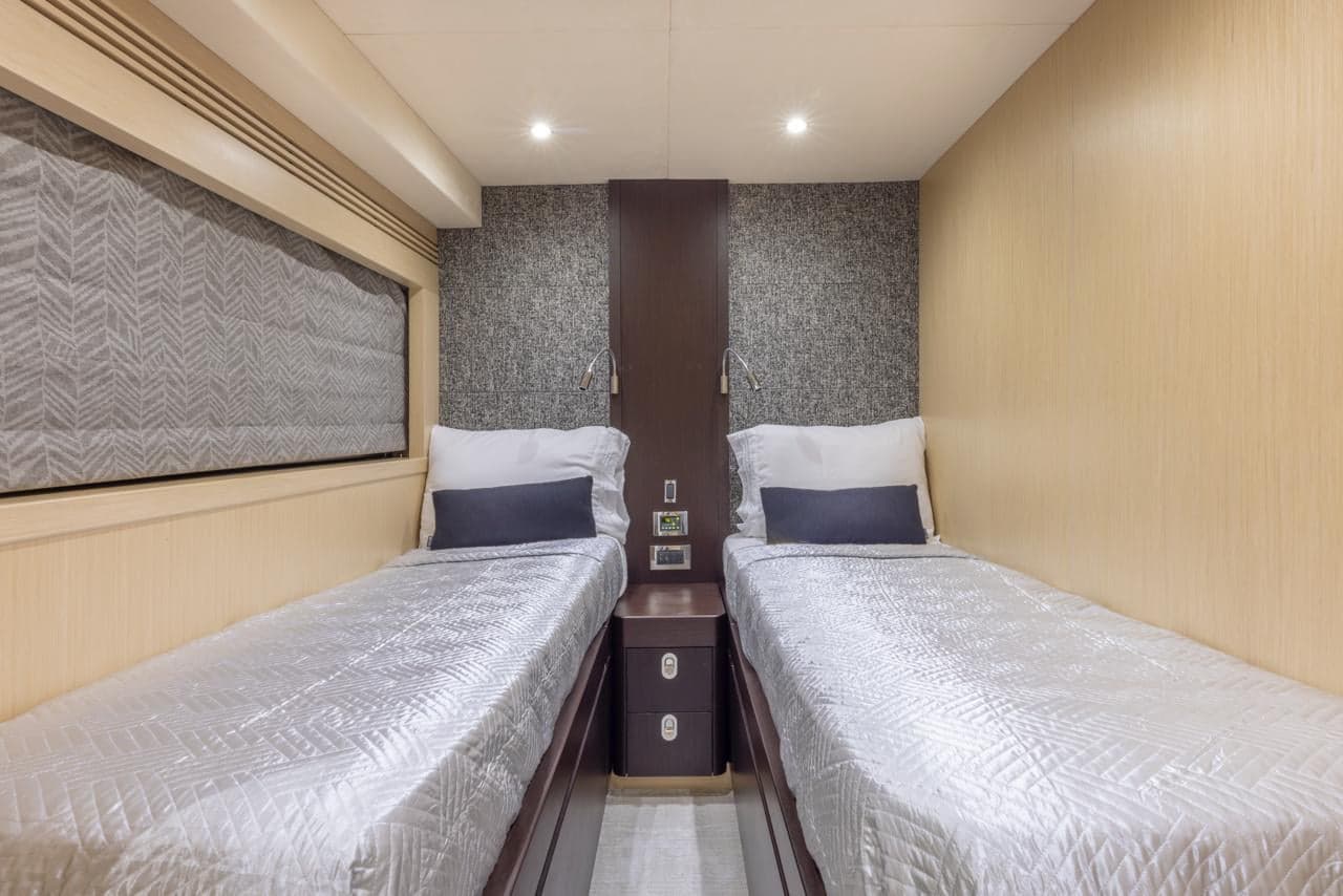 78’ Sunseeker HELIOS Mega Yacht – Ultimate Space & Luxury Comfort - View 19