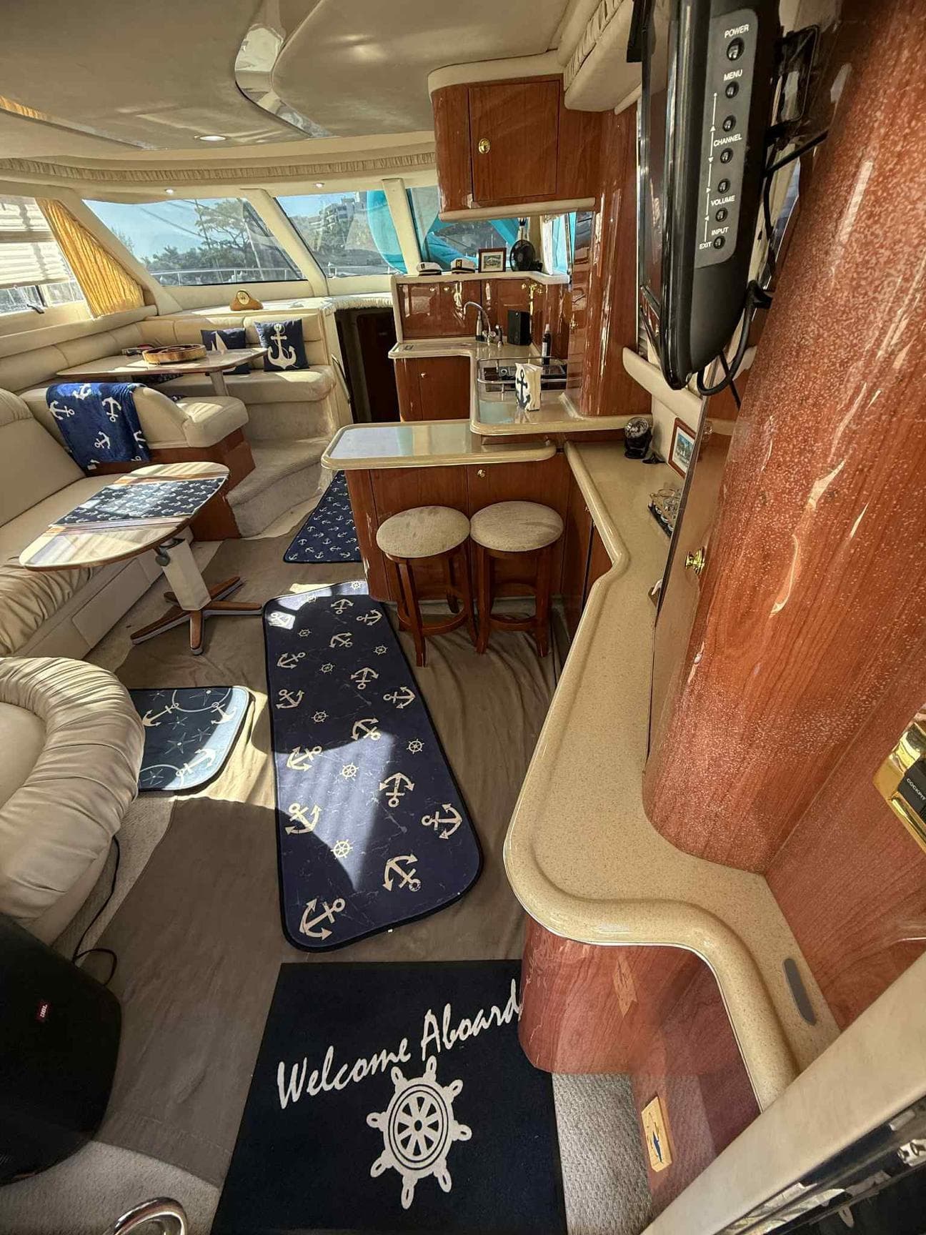 52FT SeaRay Fort - View 5