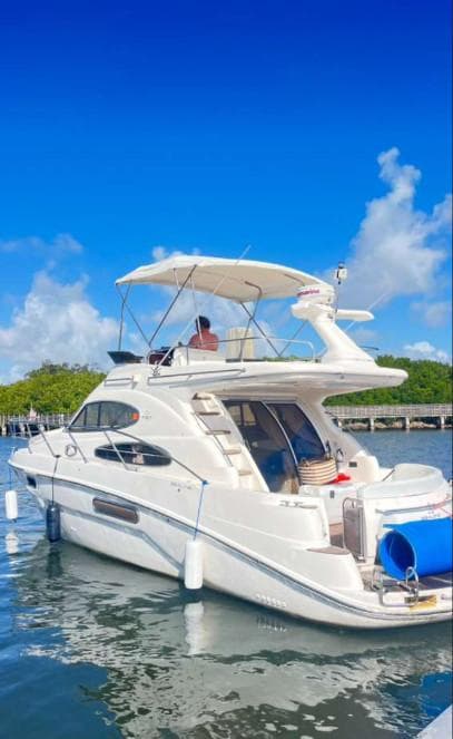 52FT SeaRay Fort - View 1